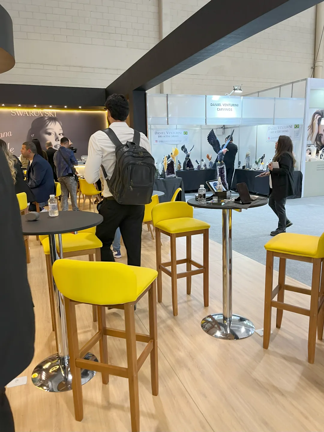 MYNE Joalheria — ambiente da Feninjer+